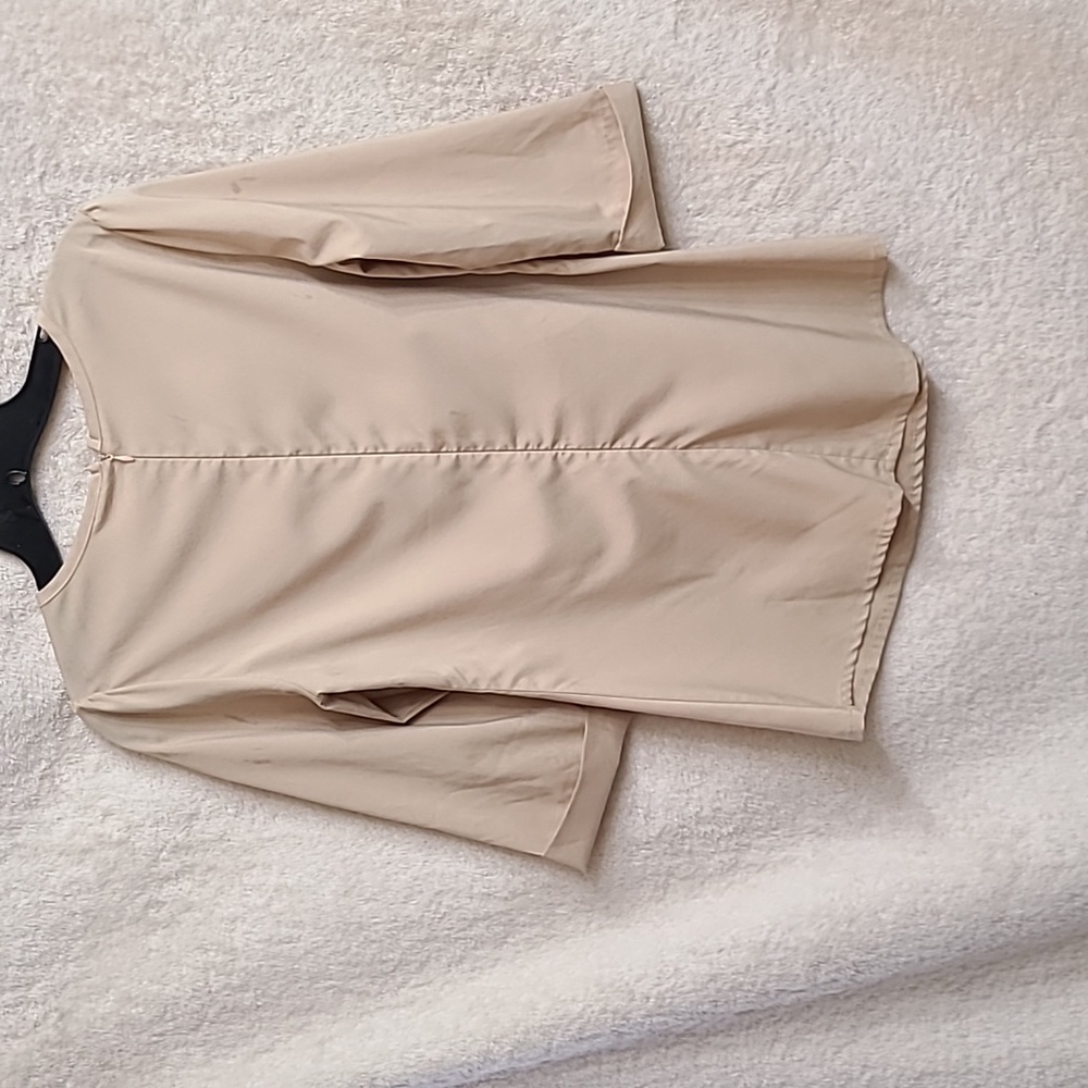Tan top, with ribbon print ruffle - Picture 3 of 3